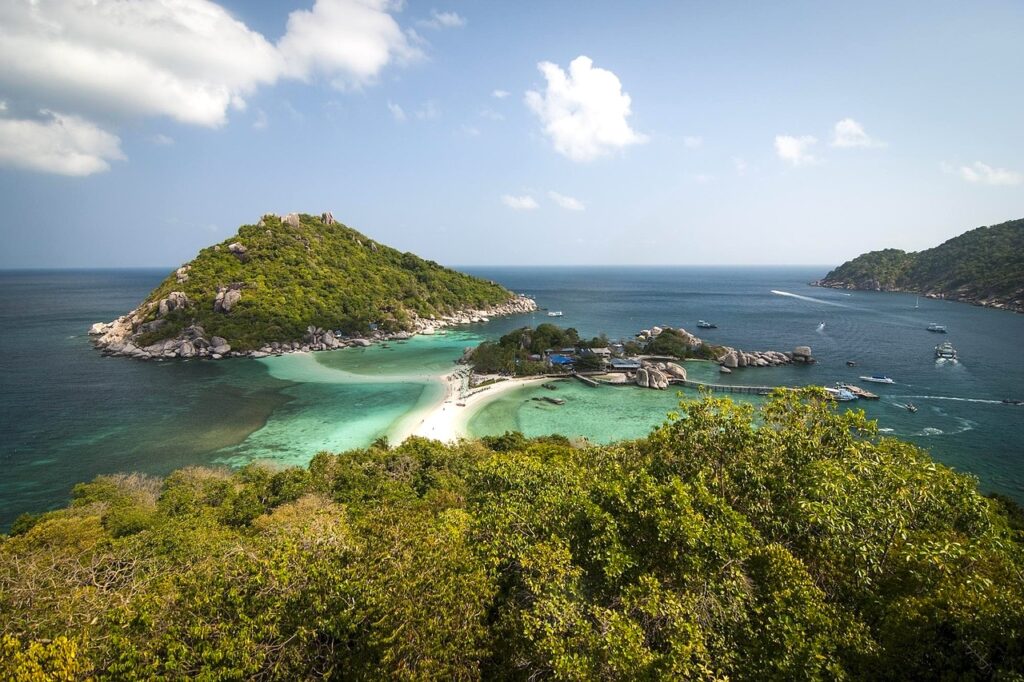 Island Hopping Like a Local: Discovering Koh Samui’s Neighbors